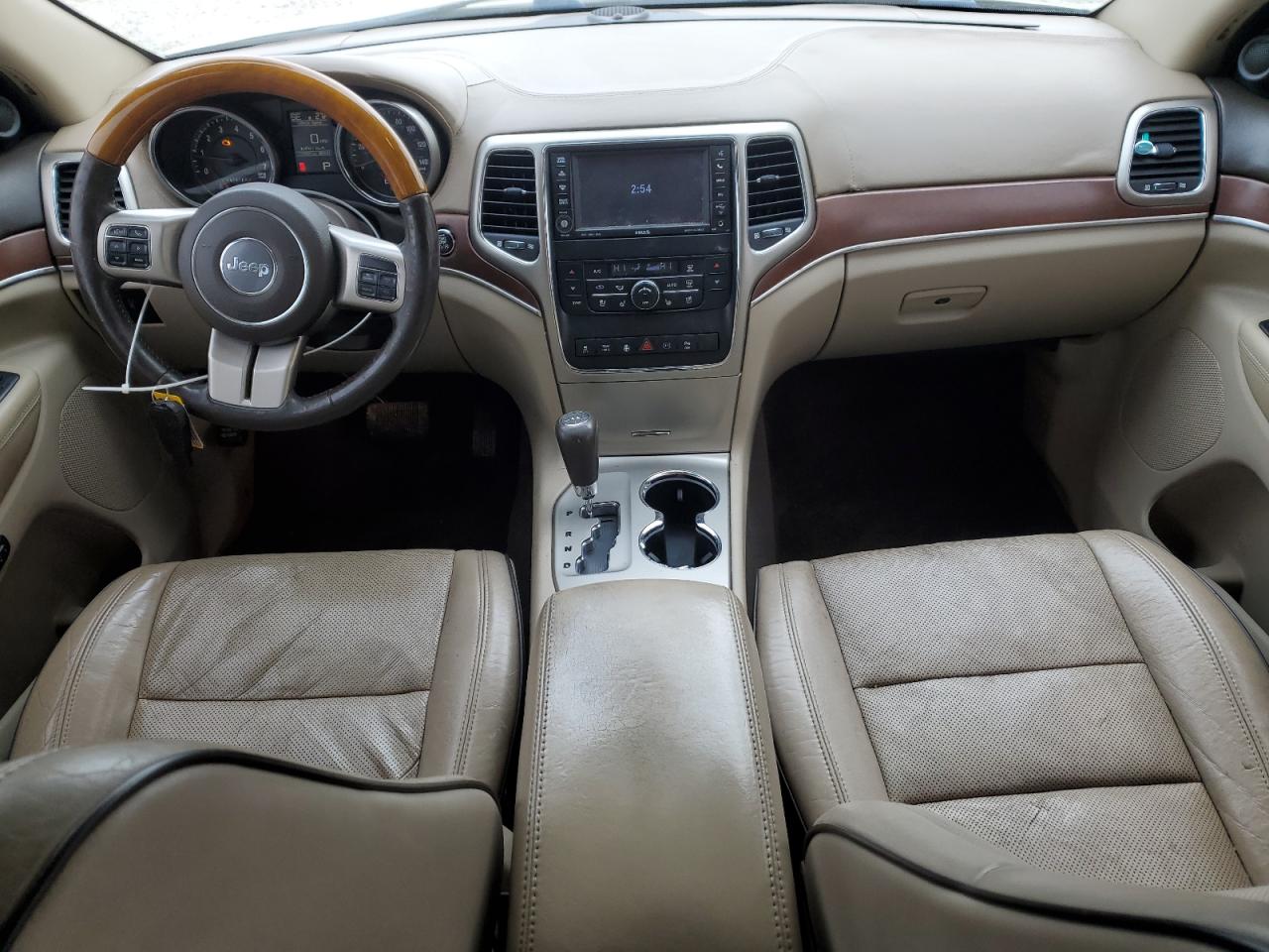 2012 Jeep Grand Cherokee - Image 8