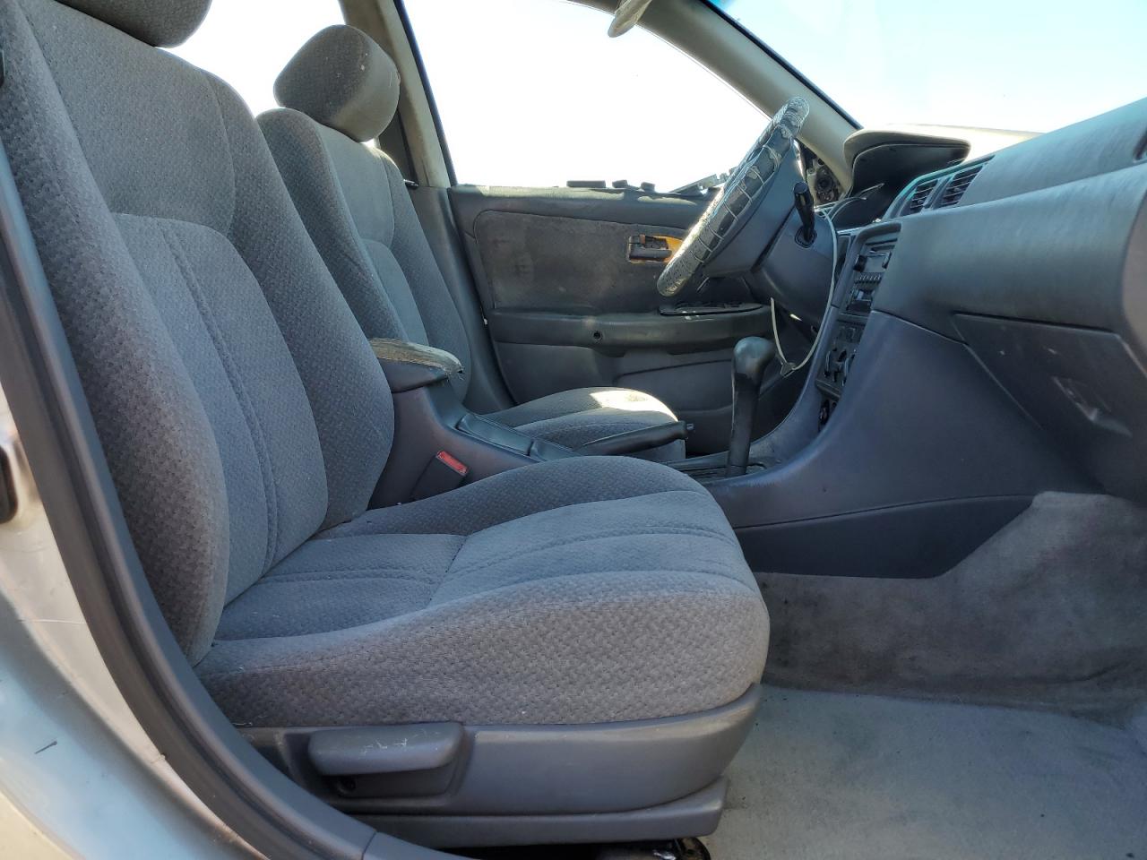 2000 Toyota Camry - Image 7