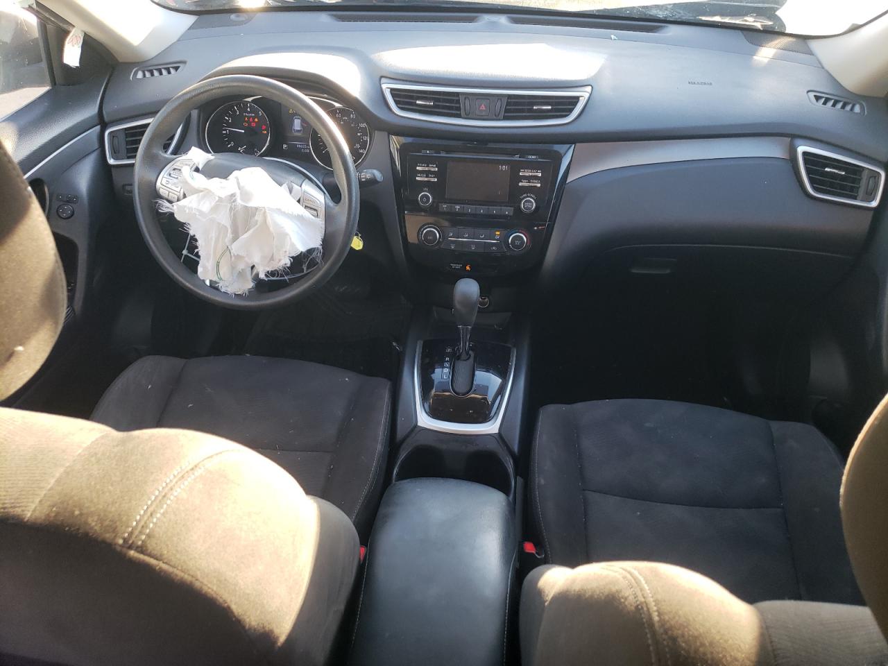 2015 Nissan Rogue - Image 8
