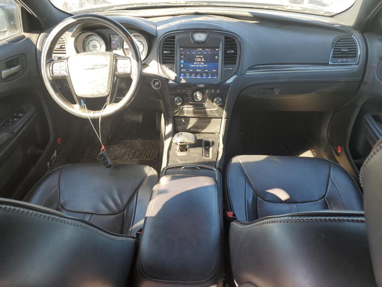 2013 Chrysler 300 - Image 8