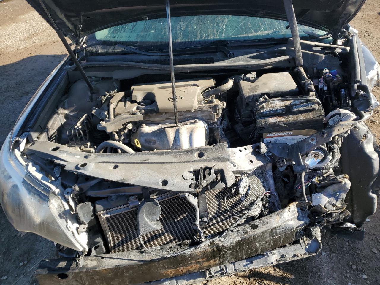 2014 Toyota Camry - Image 12