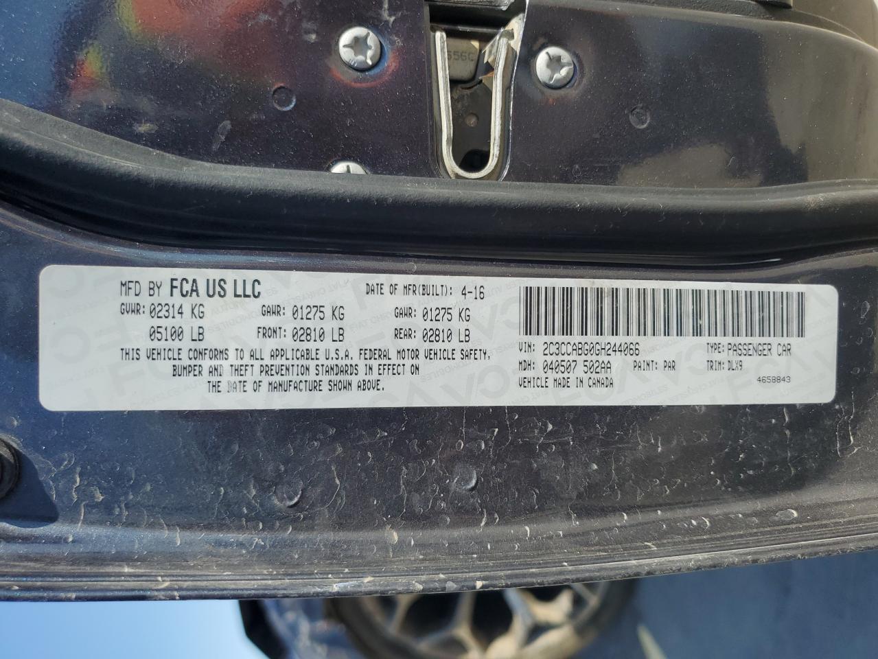 2016 Chrysler 300 - Image 13