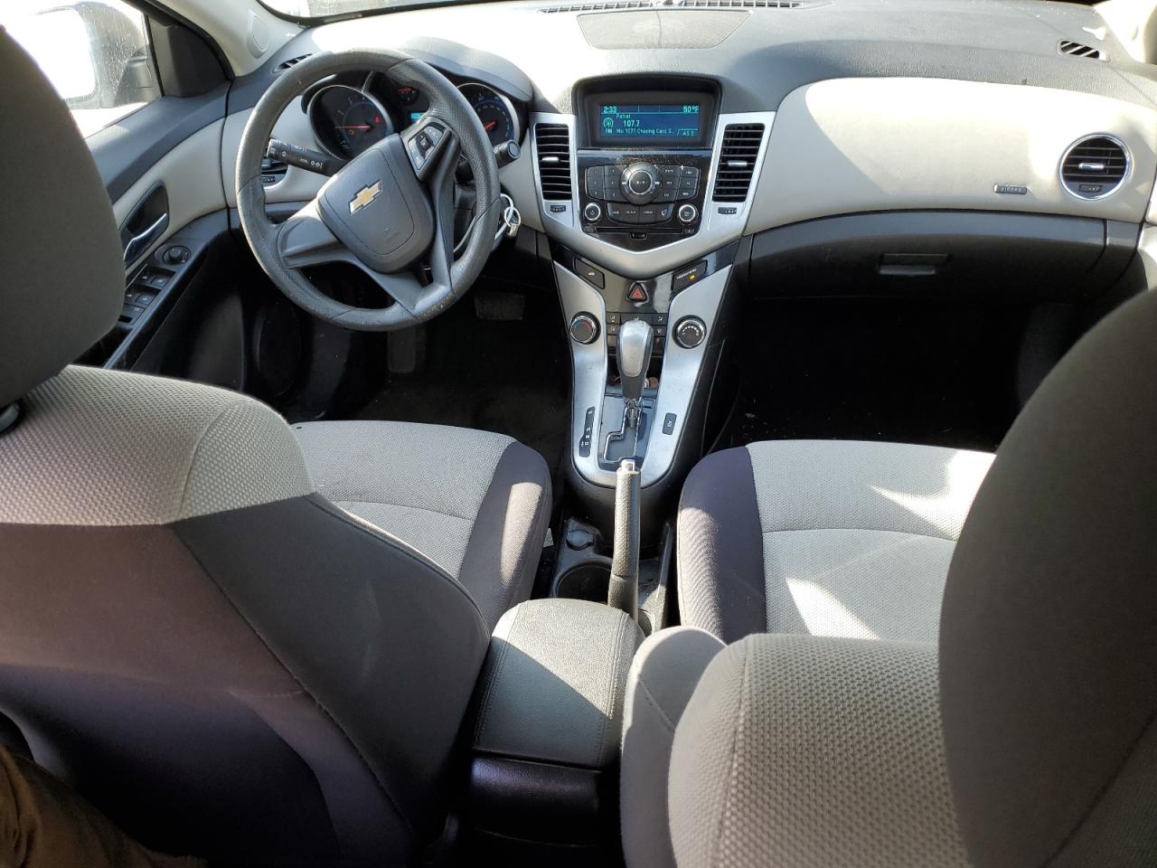 2015 Chevrolet Cruze - Image 8