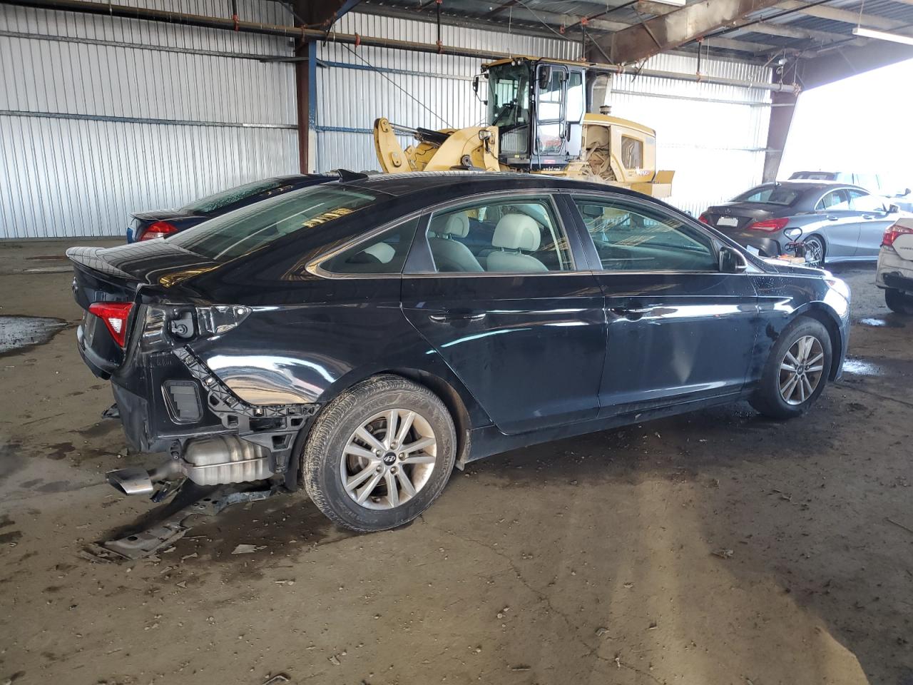 2017 Hyundai Sonata - Image 3