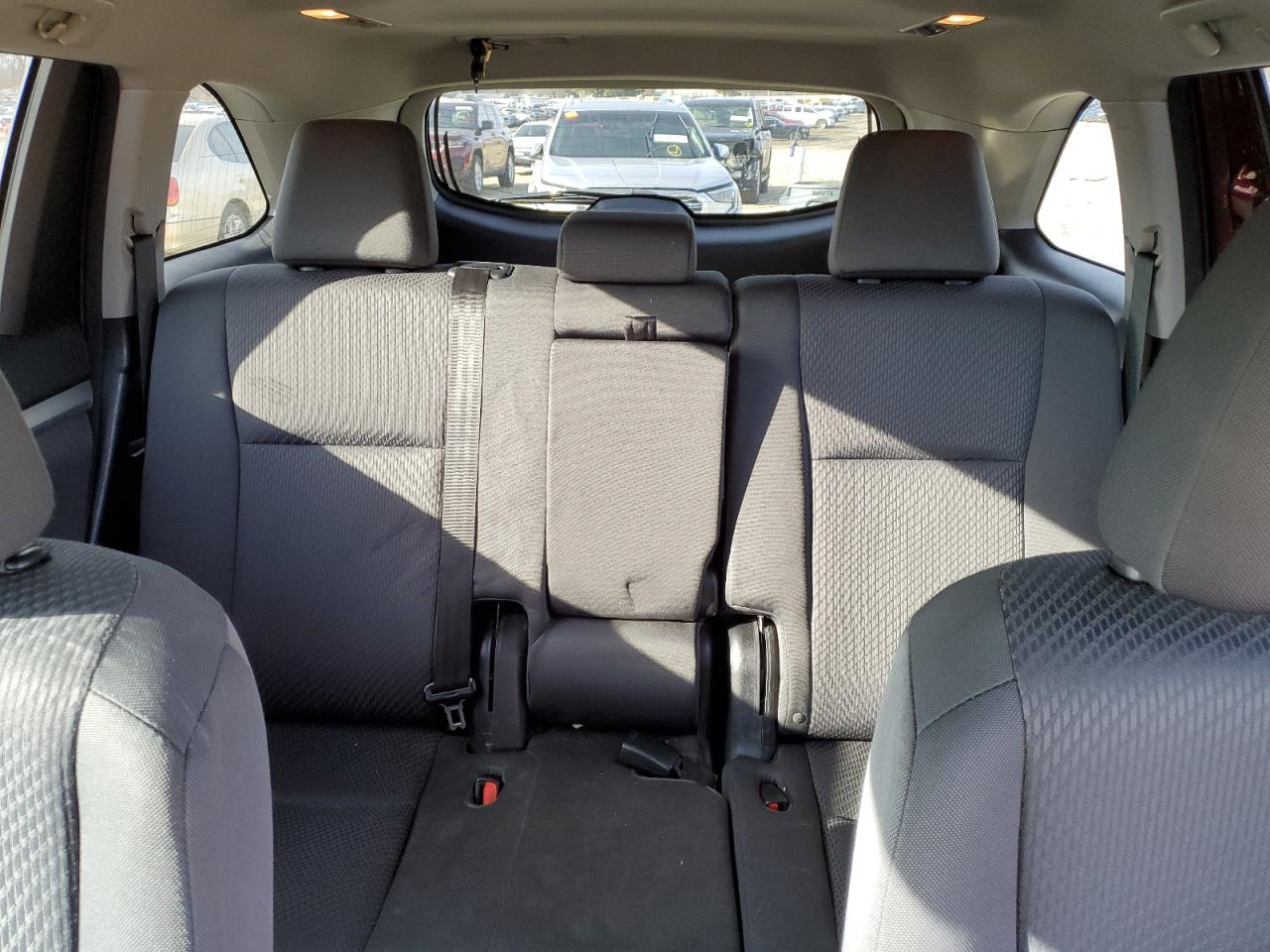 2014 Toyota Highlander - Image 10
