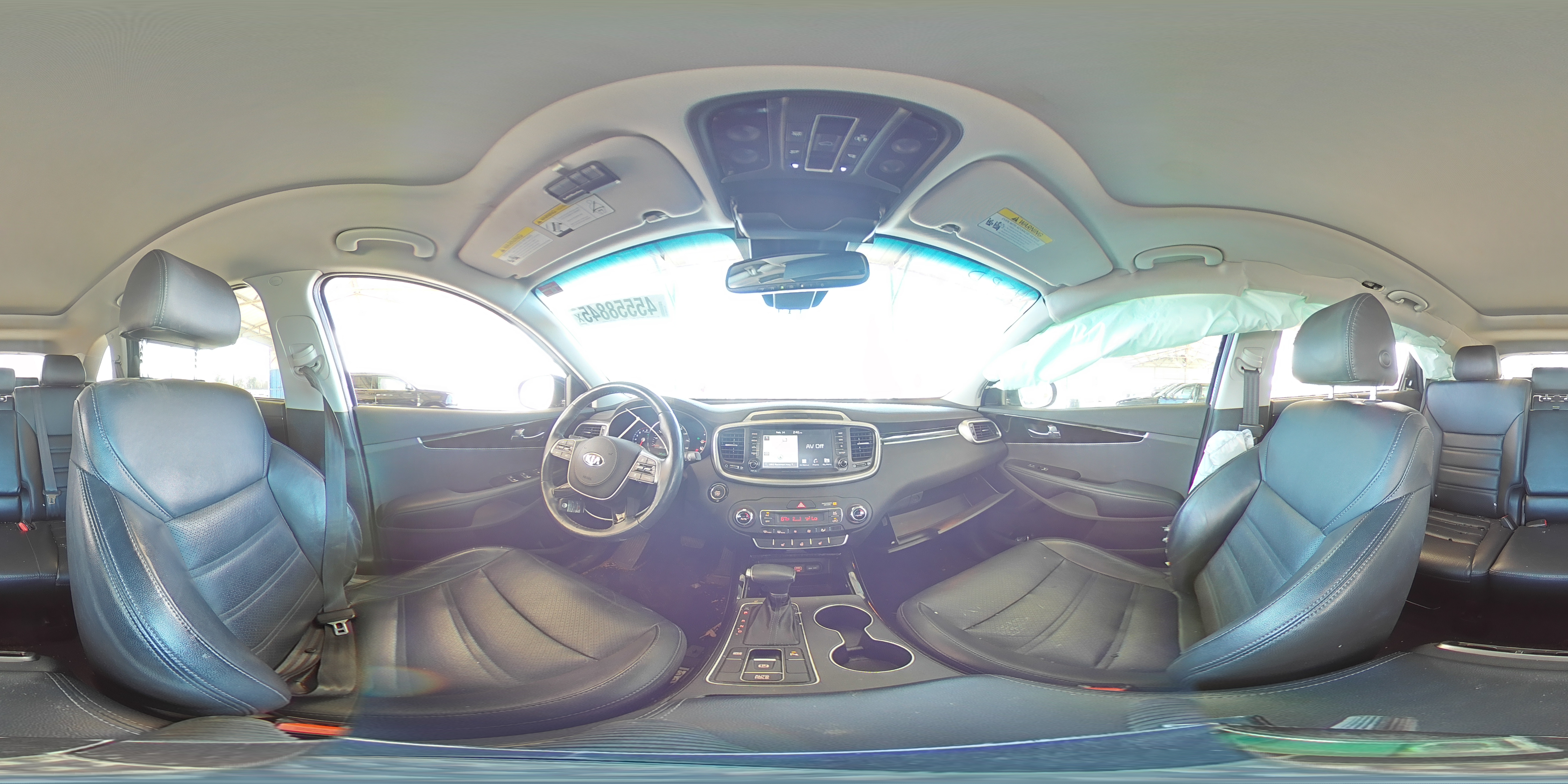 2019 Kia Sorento - Image 14