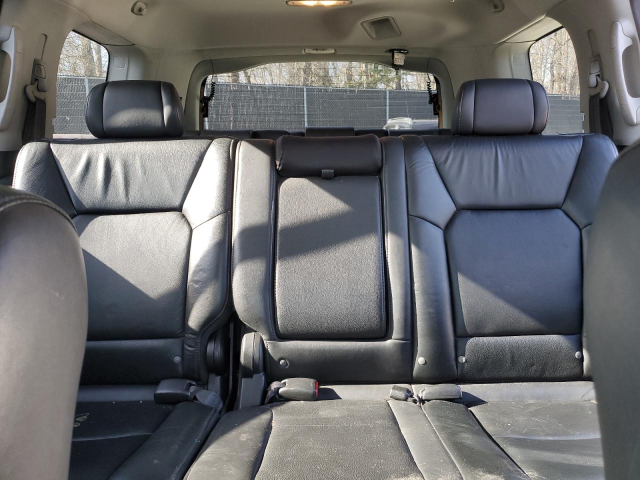 2011 Honda Pilot - Image 10