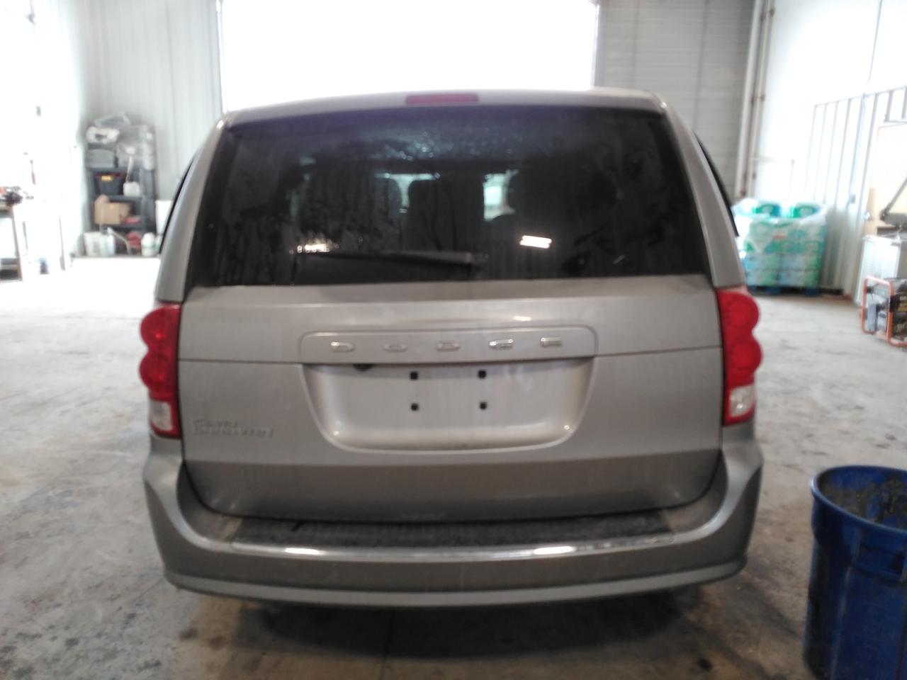2020 Dodge Caravan - Image 6