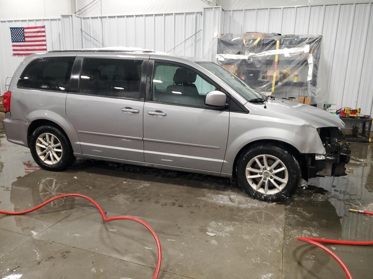 2014 Dodge Caravan - Image 4