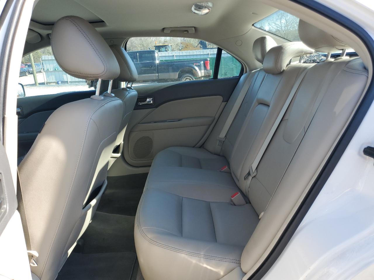 2012 Ford Fusion - Image 10