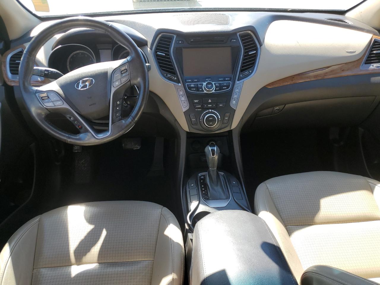 2013 Hyundai Santa Fe - Image 8