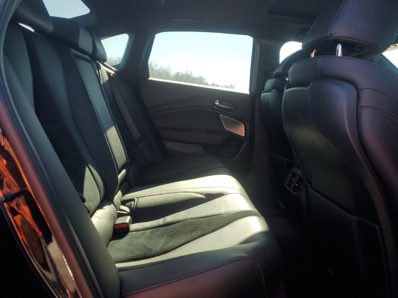 2022 Acura TLX - Image 10