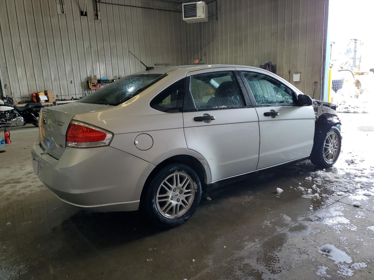 2010 Ford Focus - Image 3