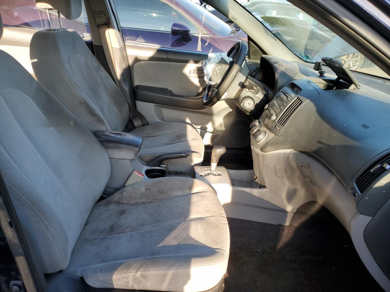 2008 Hyundai Elantra - Image 7