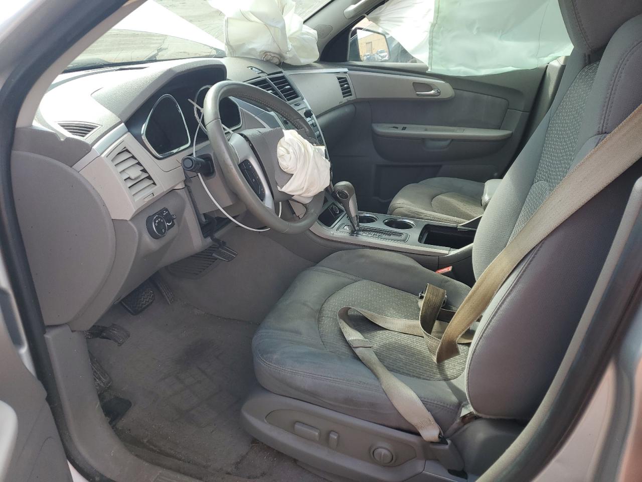 2012 Chevrolet Traverse - Image 7