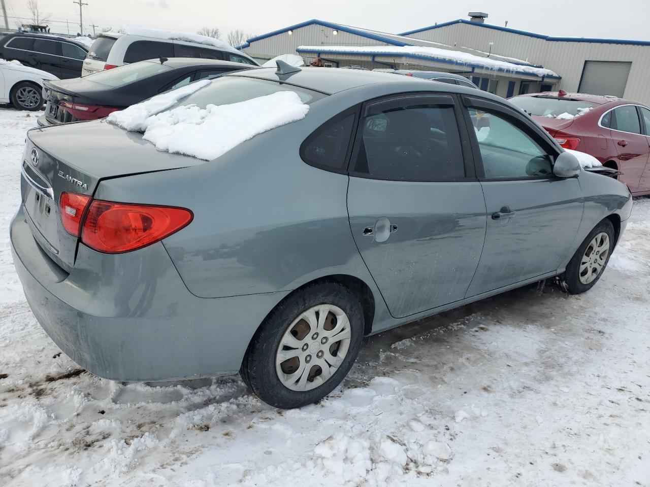 2010 Hyundai Elantra - Image 3