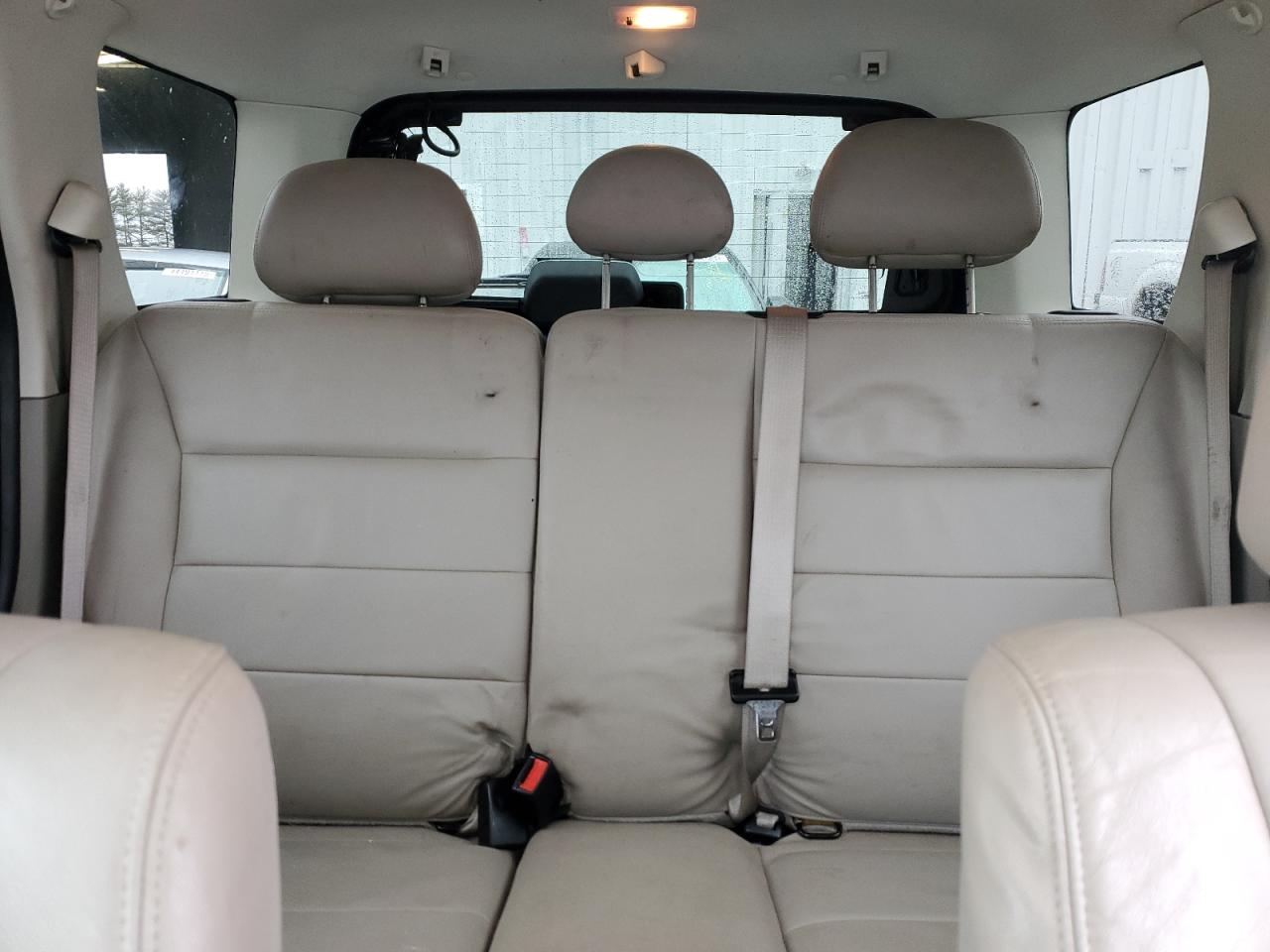 2009 Ford Escape - Image 10