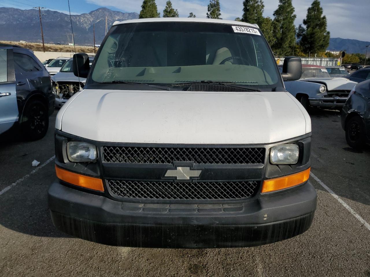 2006 Chevrolet Express - Image 5