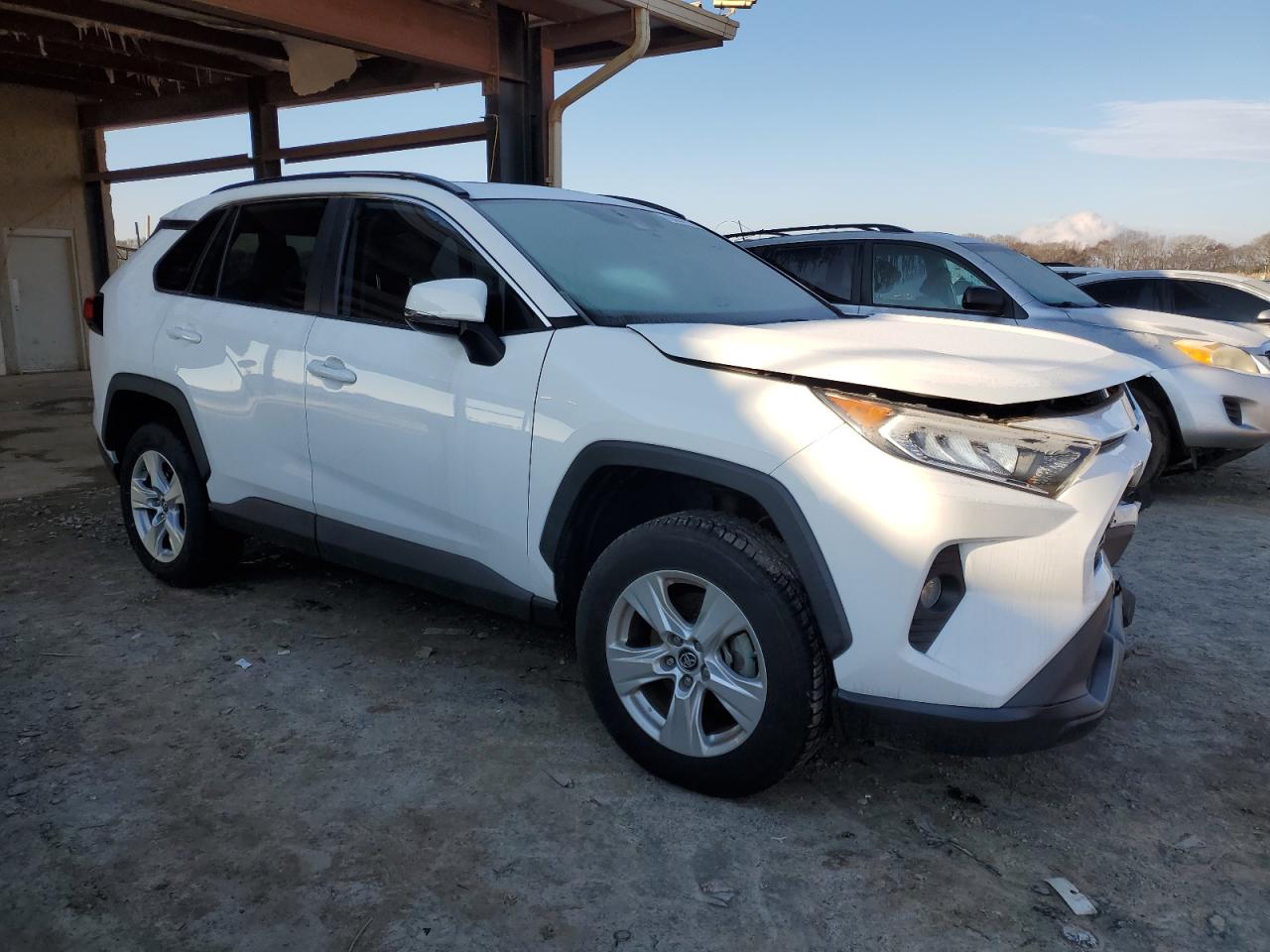 2019 Toyota RAV 4 - Image 4