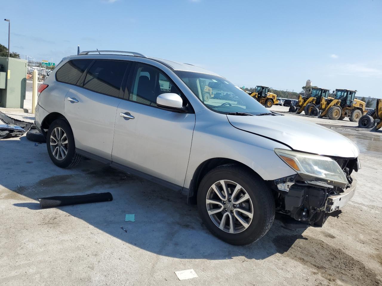 2015 Nissan Pathfinder - Image 4