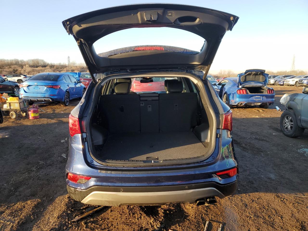 2017 Hyundai Santa Fe - Image 6