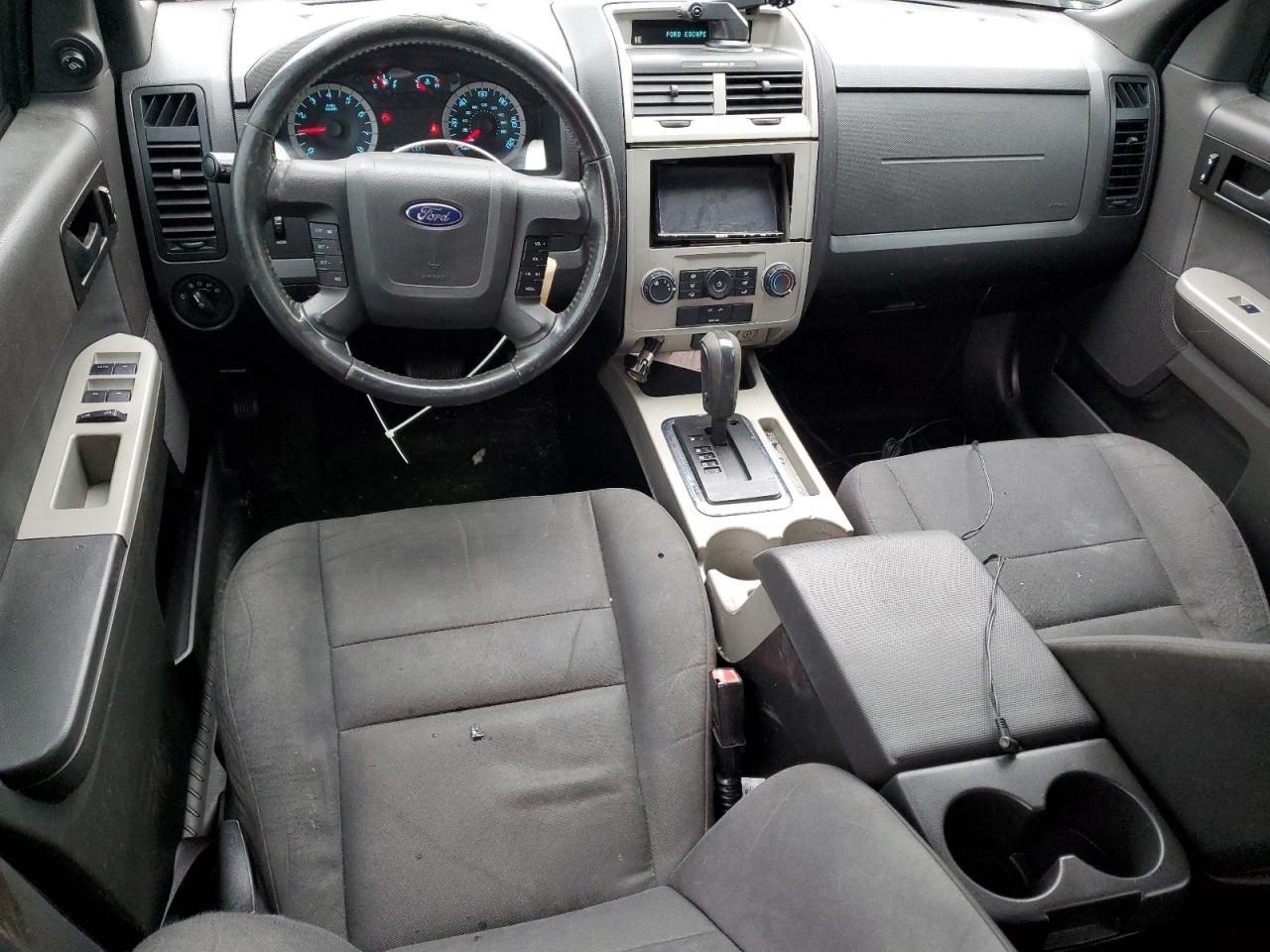 2011 Ford Escape - Image 8