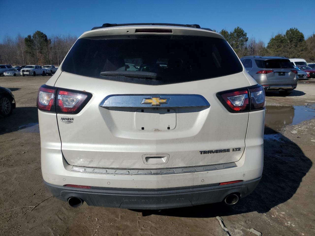 2014 Chevrolet Traverse - Image 6