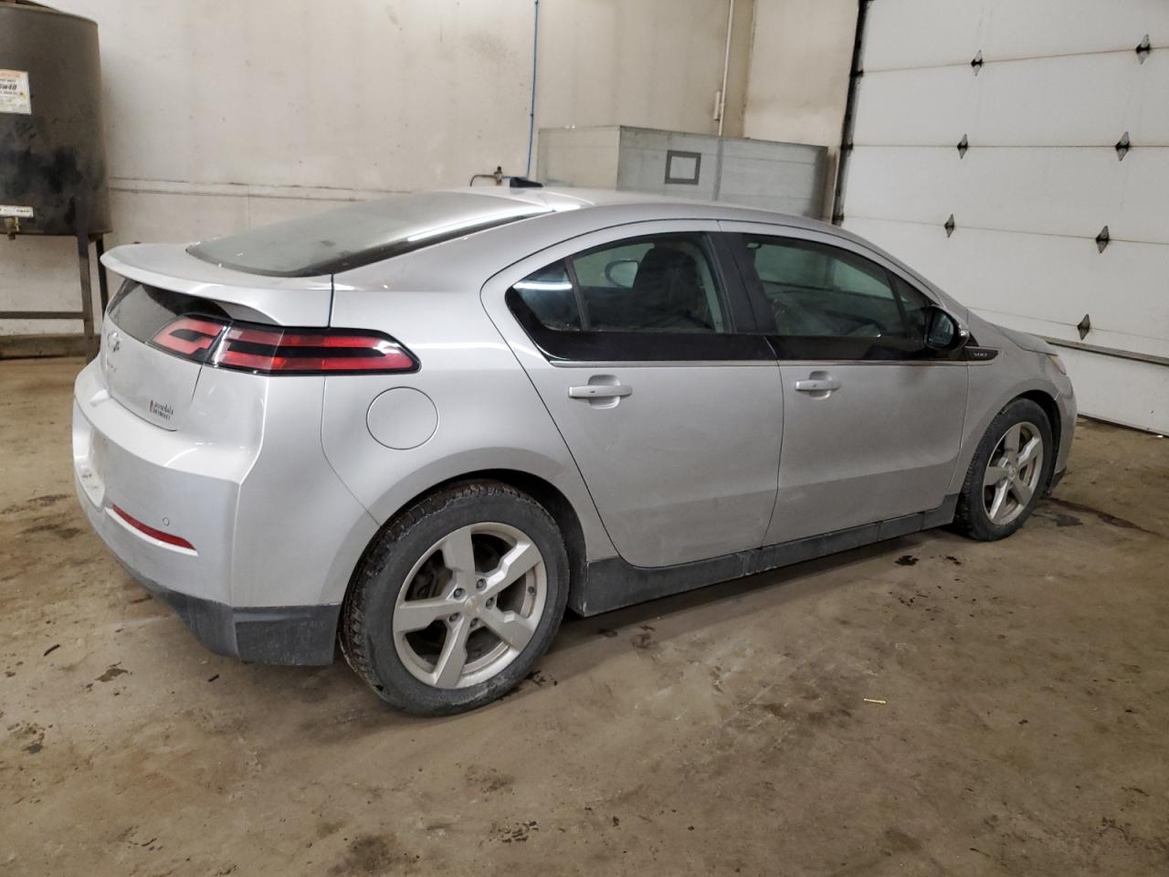 2014 Chevrolet Volt - Image 3