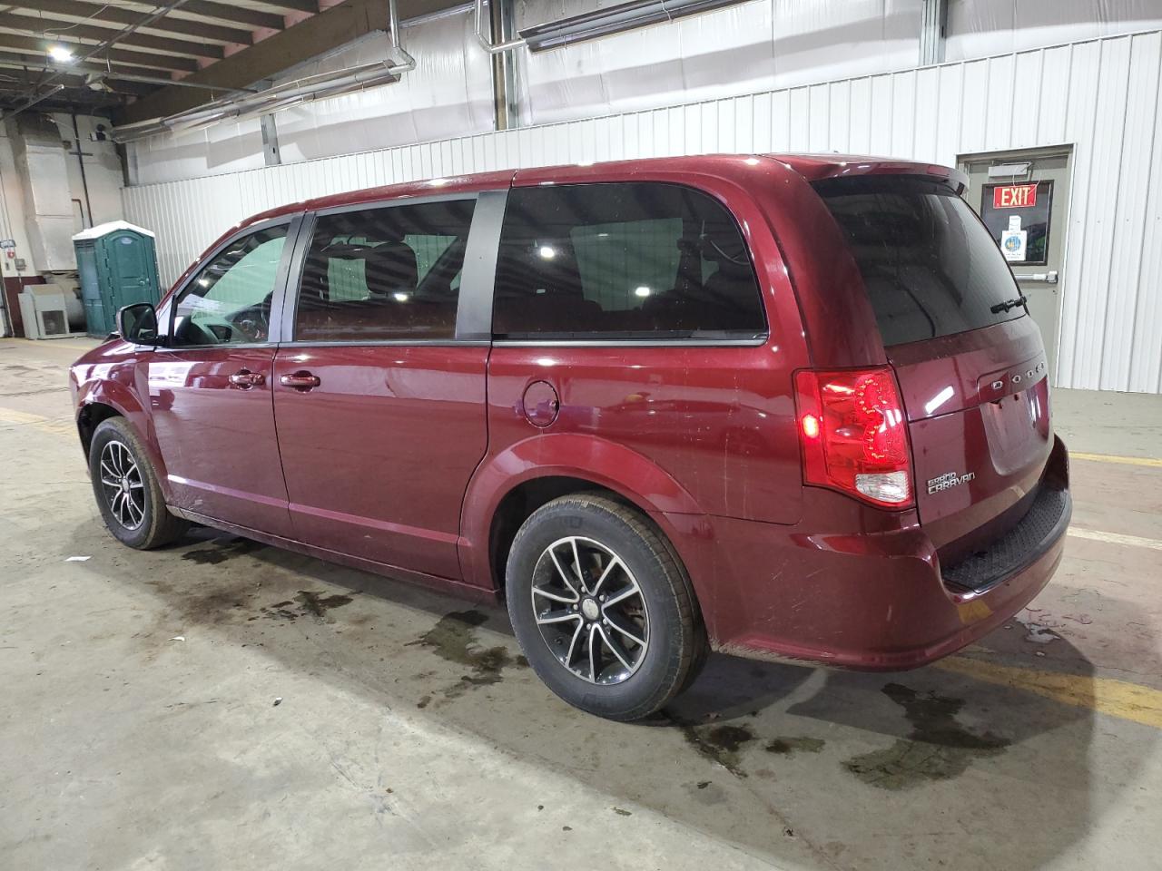 2018 Dodge Caravan - Image 2
