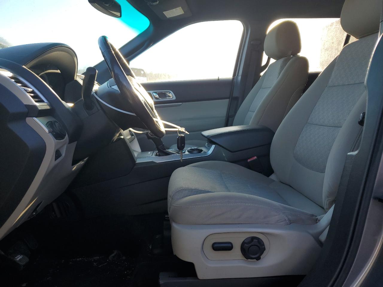 2013 Ford Explorer - Image 7