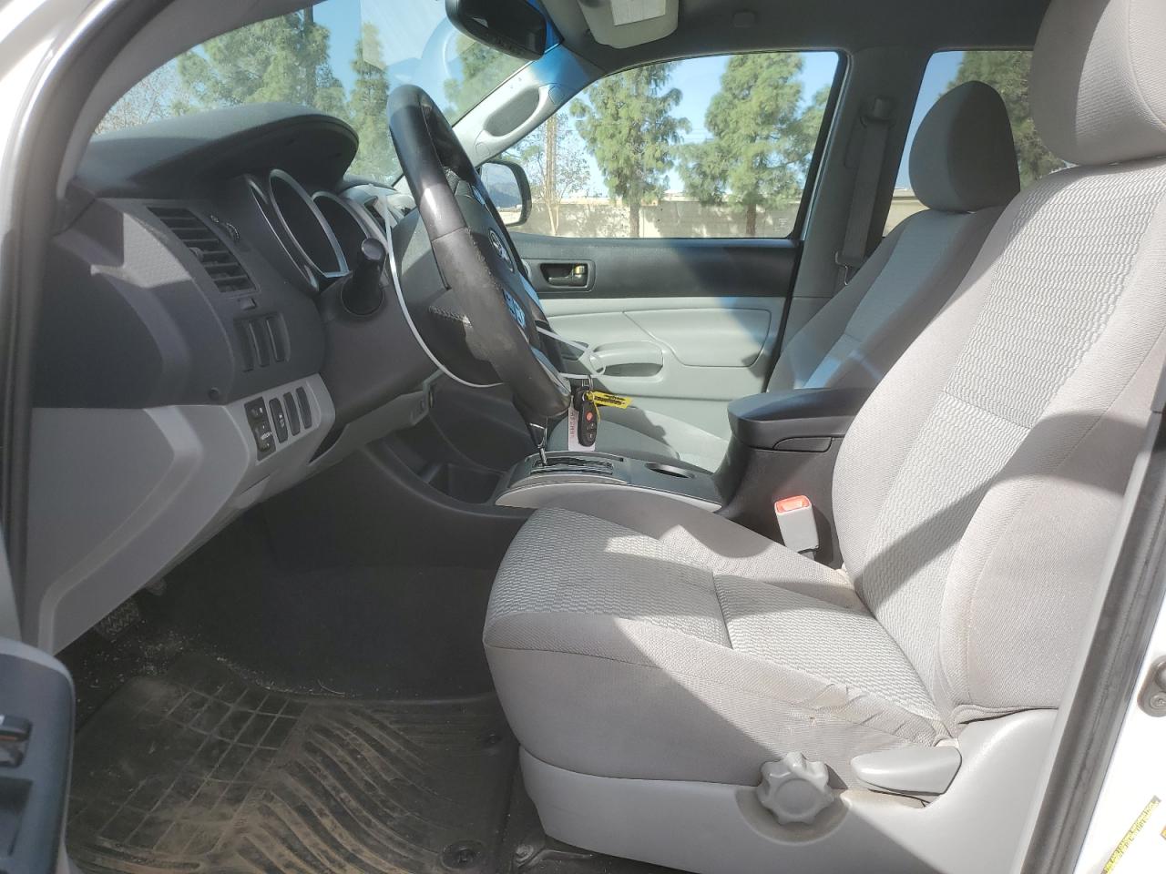 2012 Toyota Tacoma - Image 7