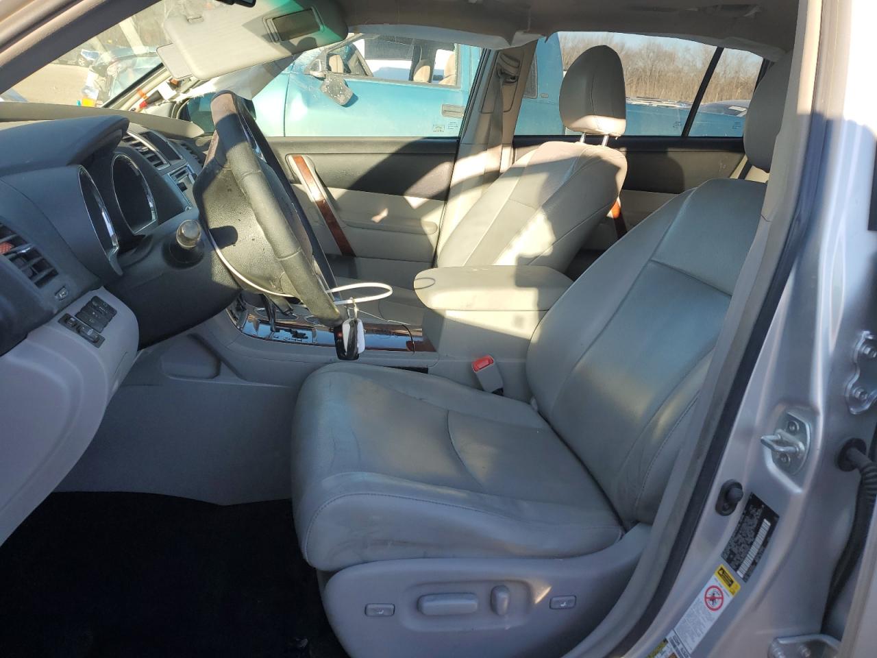 2013 Toyota Highlander - Image 7