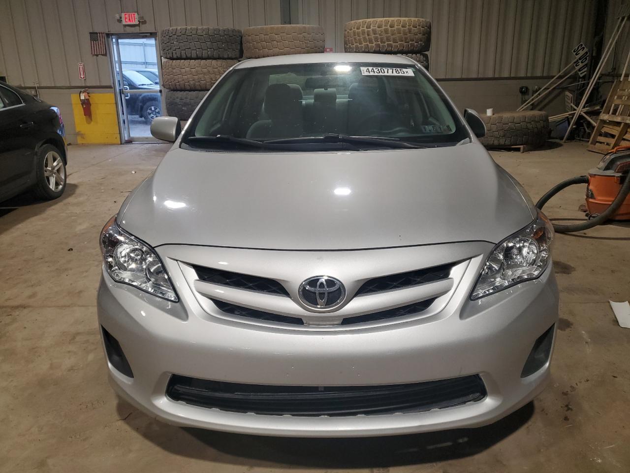 2011 Toyota Corolla - Image 5