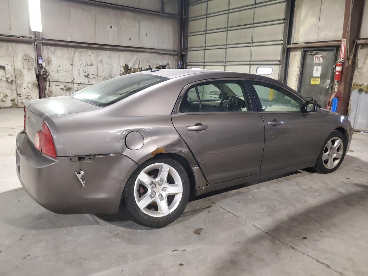 2011 Chevrolet Malibu - Image 3