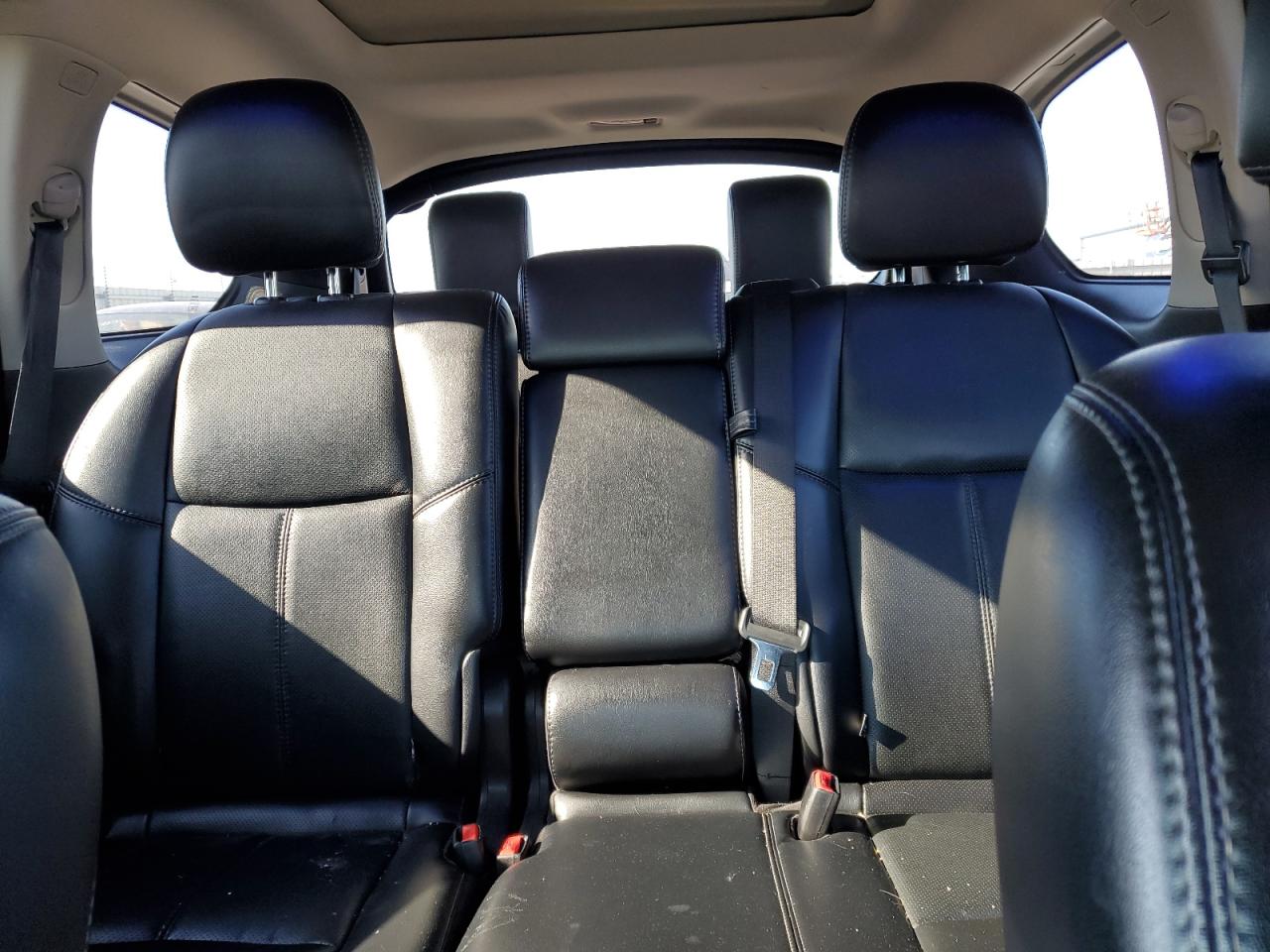 2014 Nissan Pathfinder - Image 10