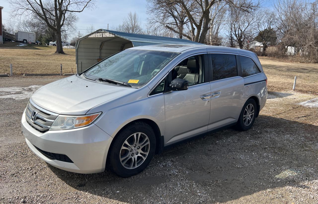 2013 Honda Odyssey - Image 2