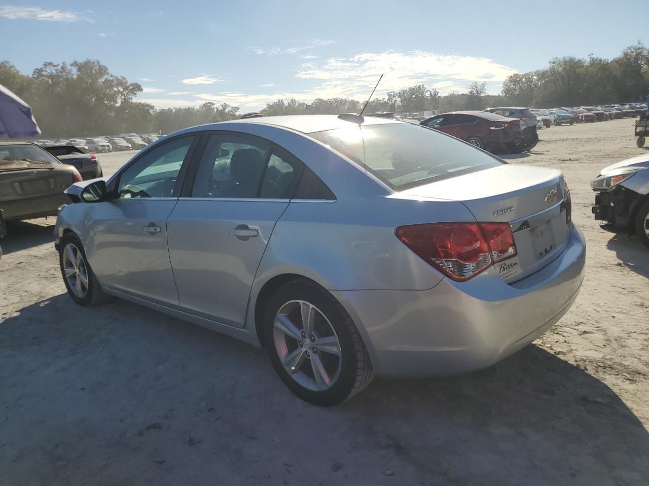 2015 Chevrolet Cruze - Image 2