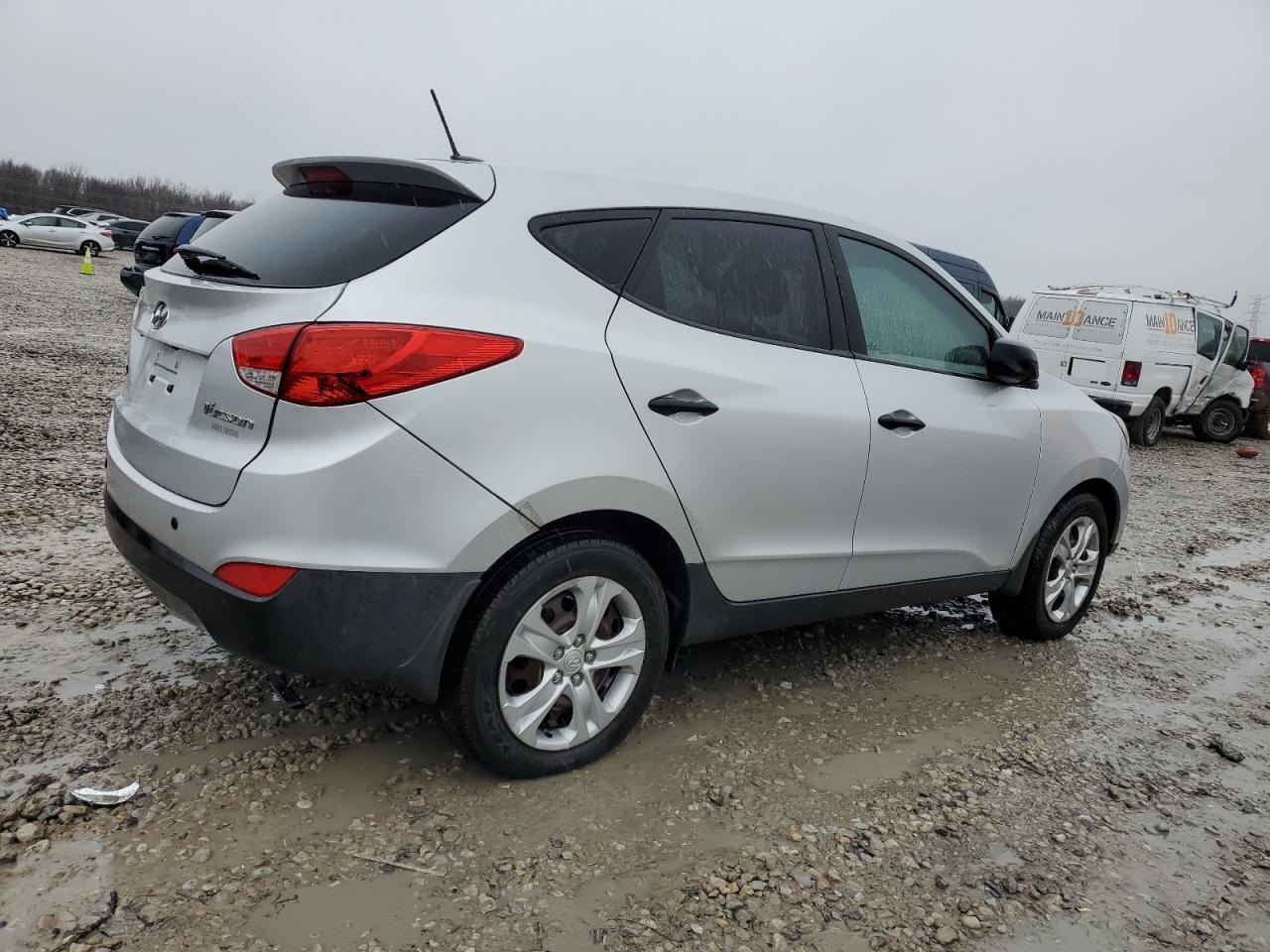 2013 Hyundai Tucson - Image 3