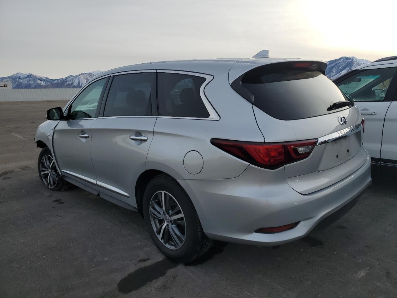2020 Infiniti QX60 - Image 2