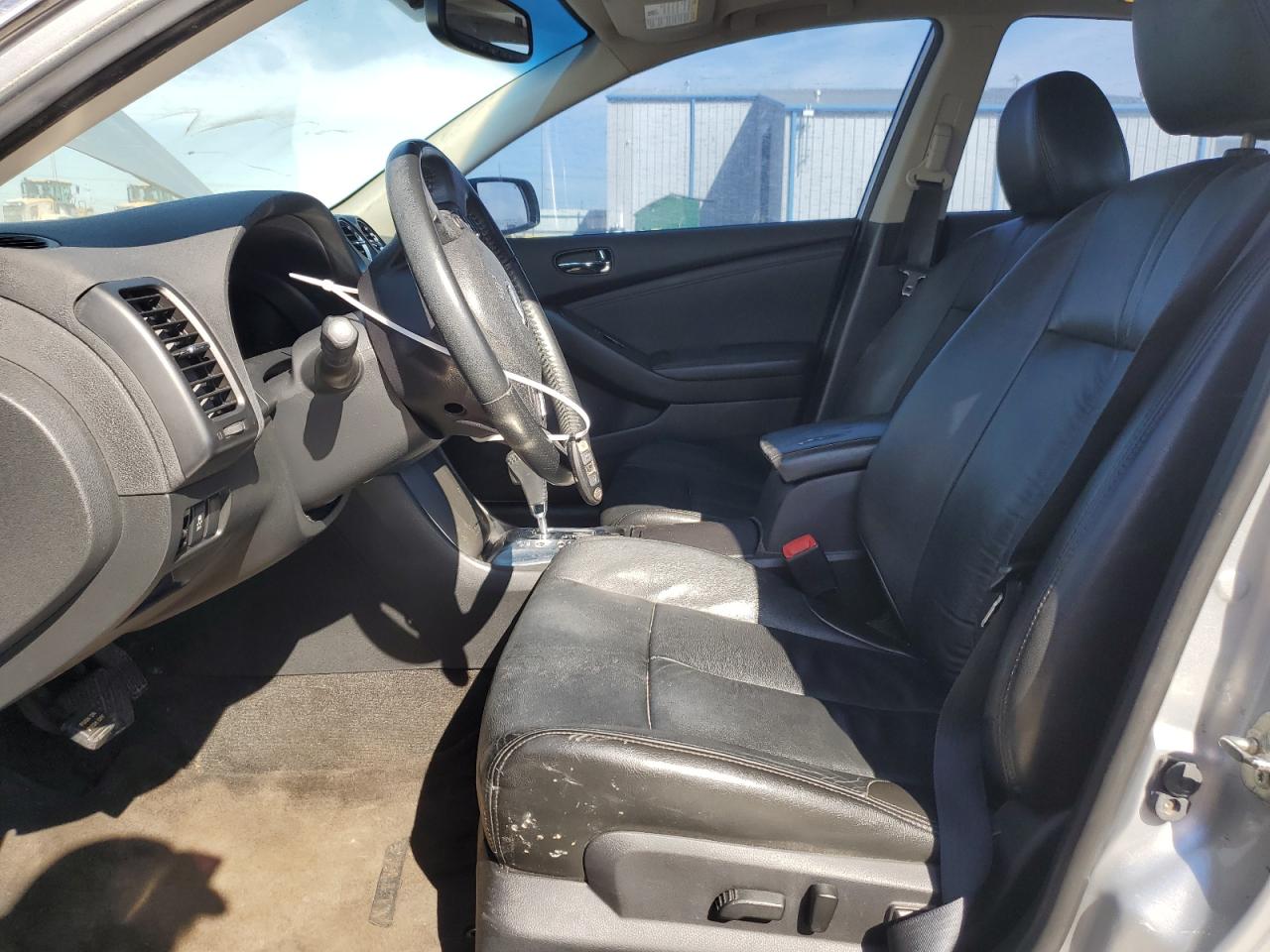 2012 Nissan Altima - Image 7