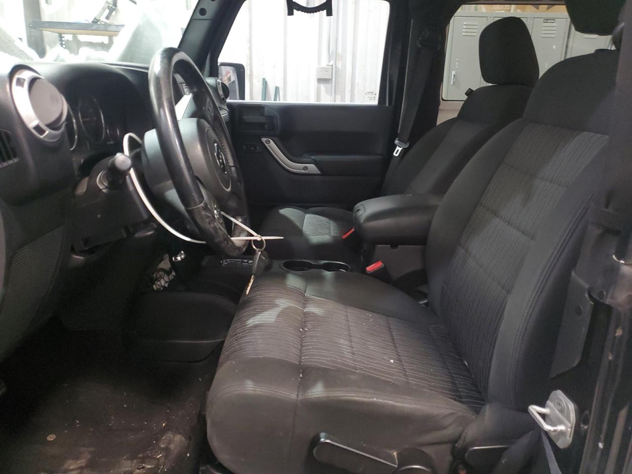 2012 Jeep Wrangler - Image 7