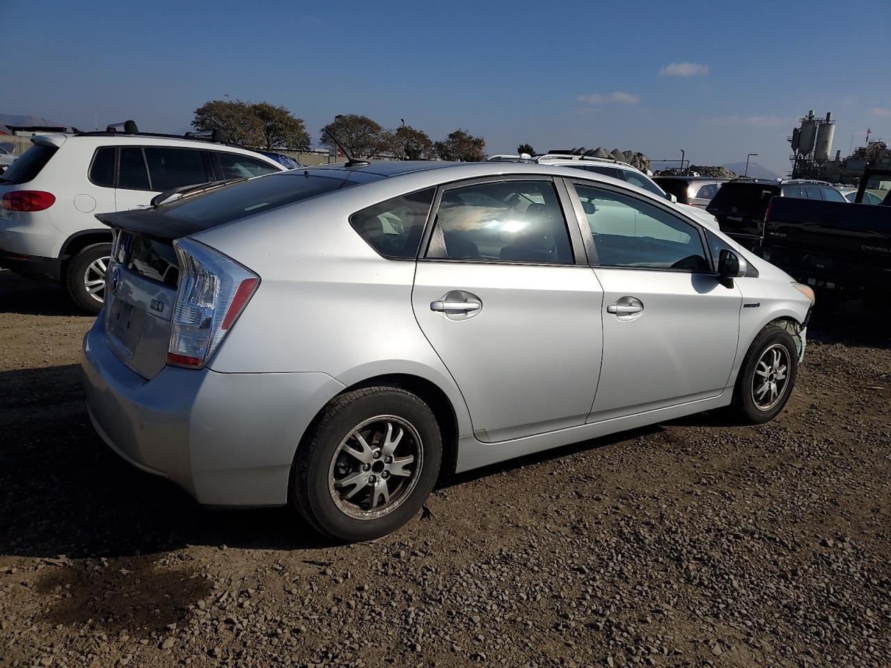 2011 Toyota Prius - Image 3