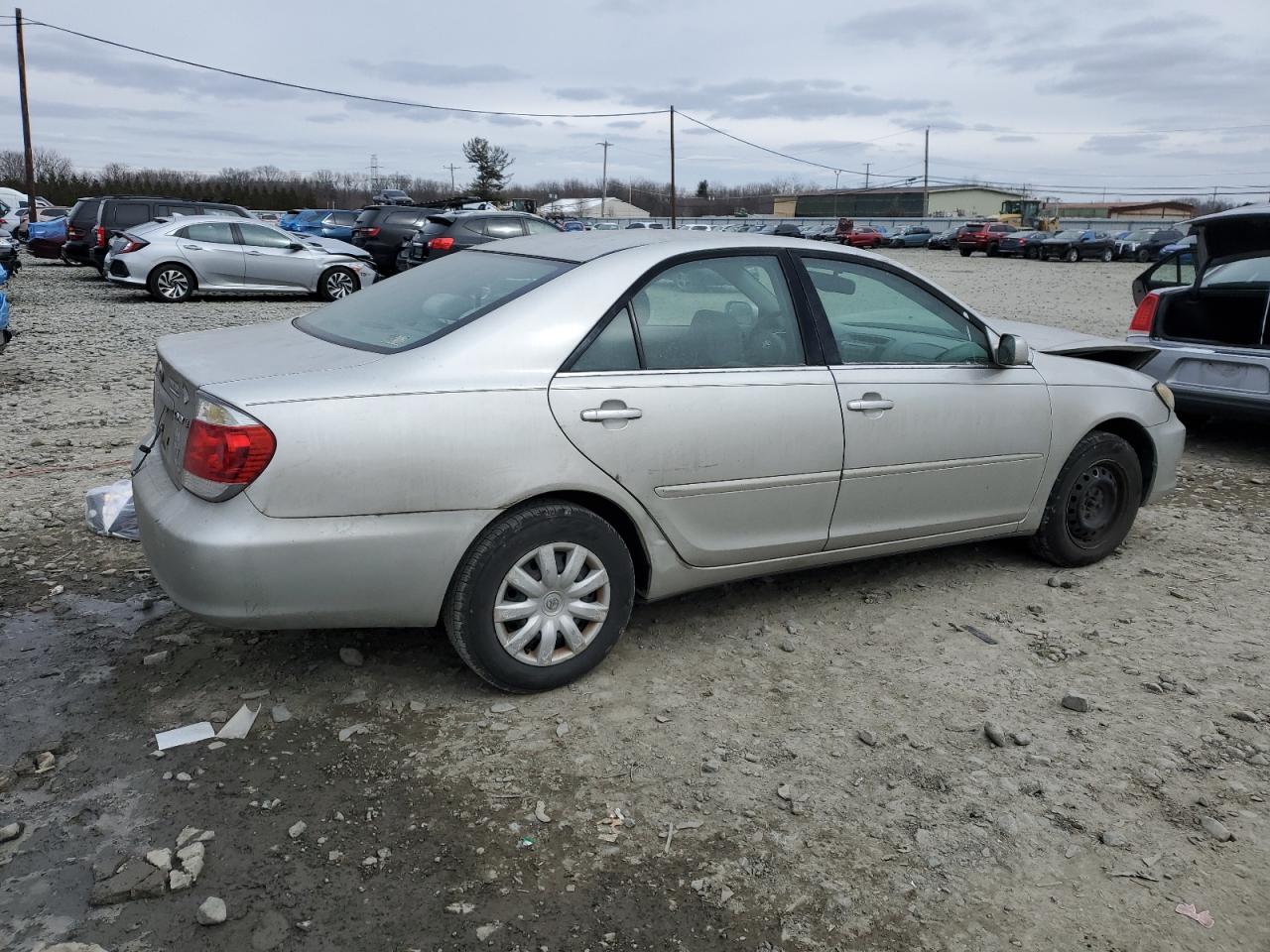 2005 Toyota Camry - Image 3