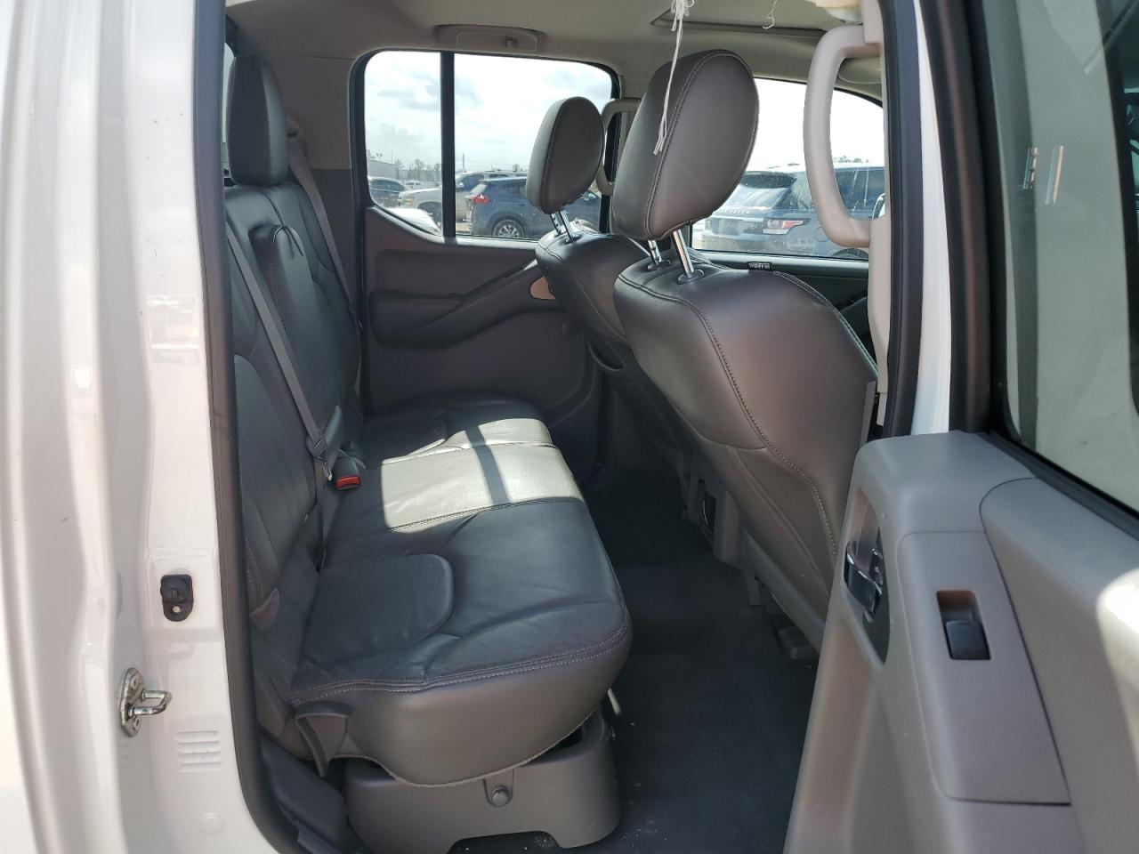 2019 Nissan Navara (Frontier) - Image 10