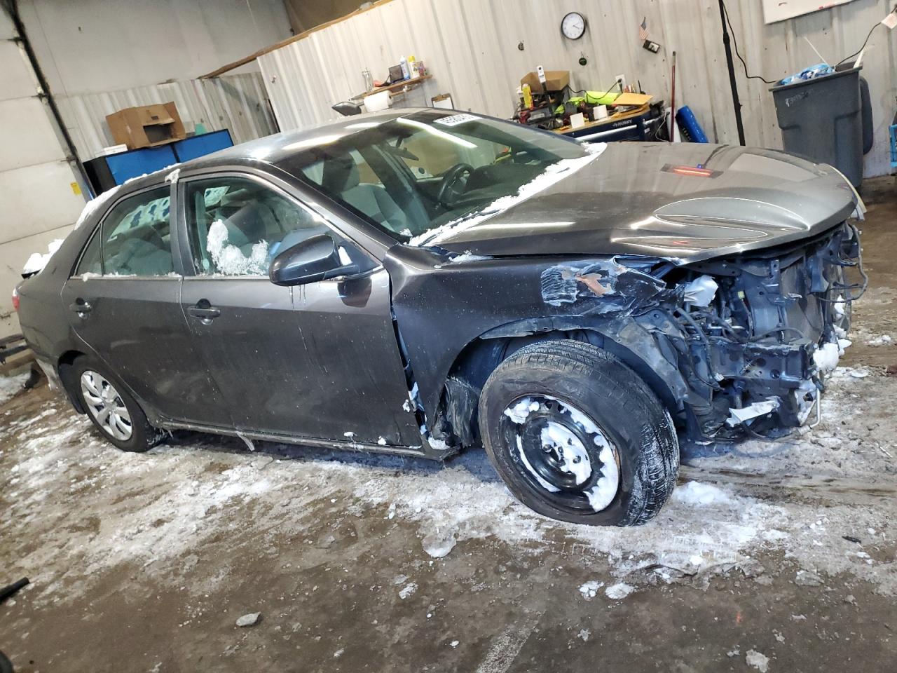 2013 Toyota Camry - Image 4