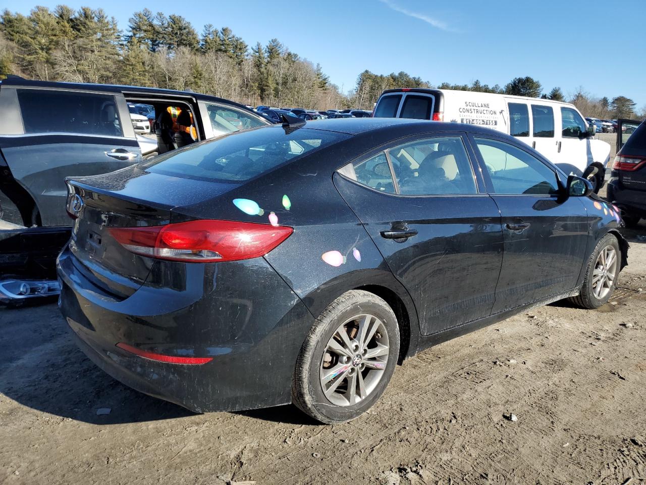 2018 Hyundai Elantra - Image 3