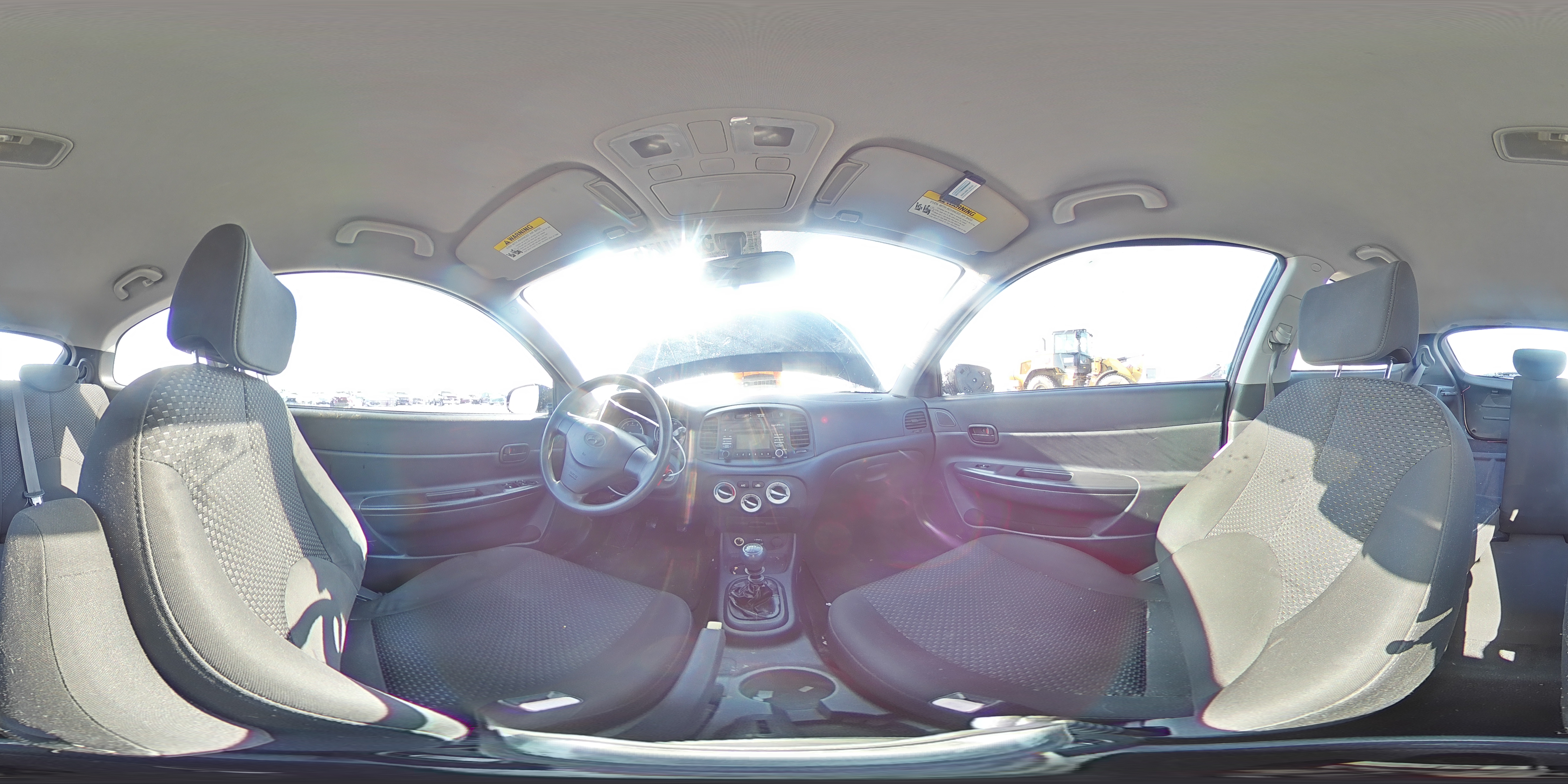 2011 Hyundai Accent - Image 13