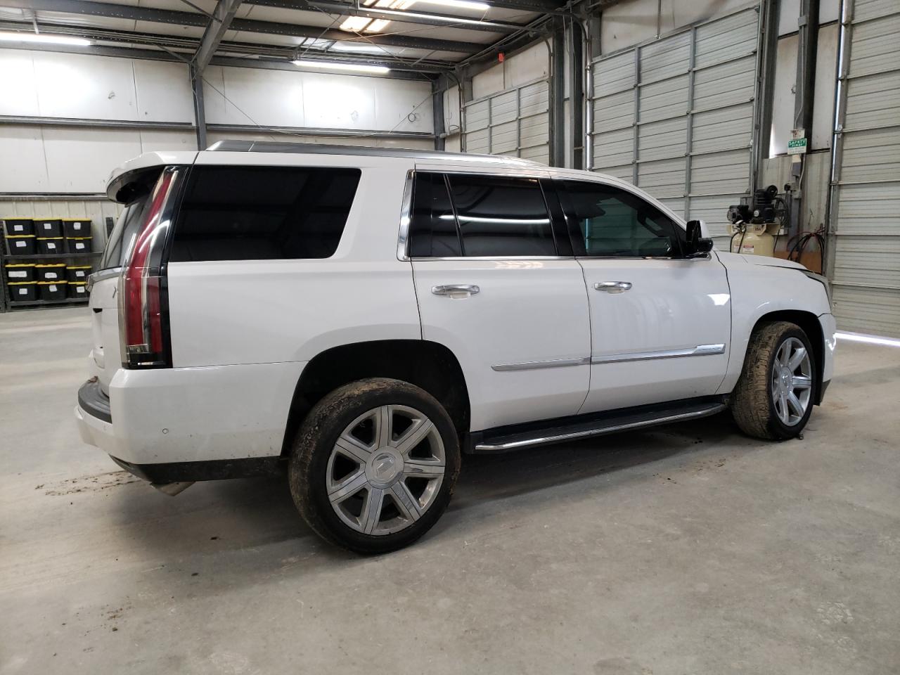 2020 Cadillac Escalade - Image 3