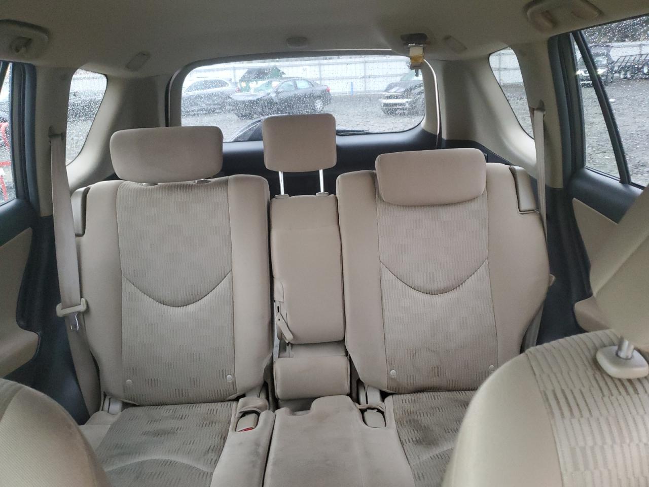 2010 Toyota RAV 4 - Image 10