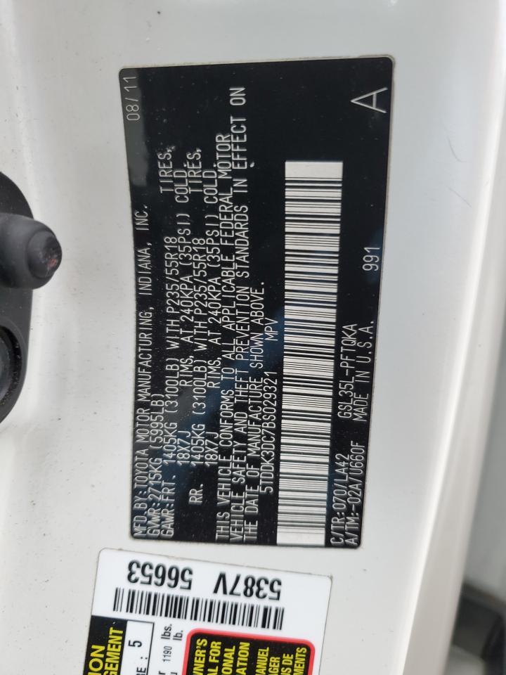 2011 Toyota Sienna - Image 13